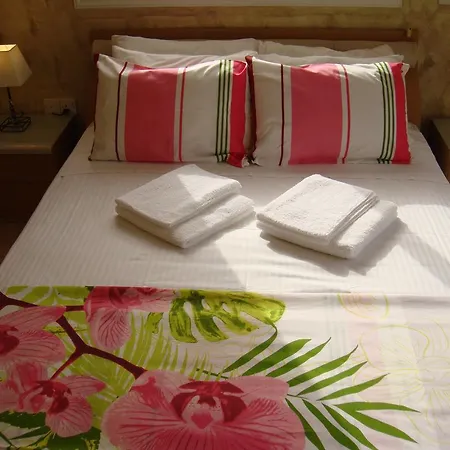 Villa Athena *