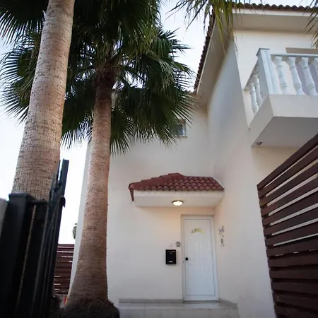 Villa Athena *