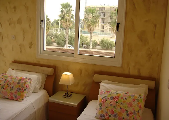 Athena * Ayía Nápa