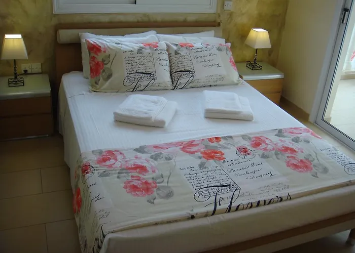 Villa Athena Ayía Nápa